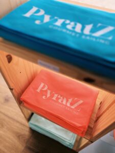 Logo Pyratz Gourmet Sailing