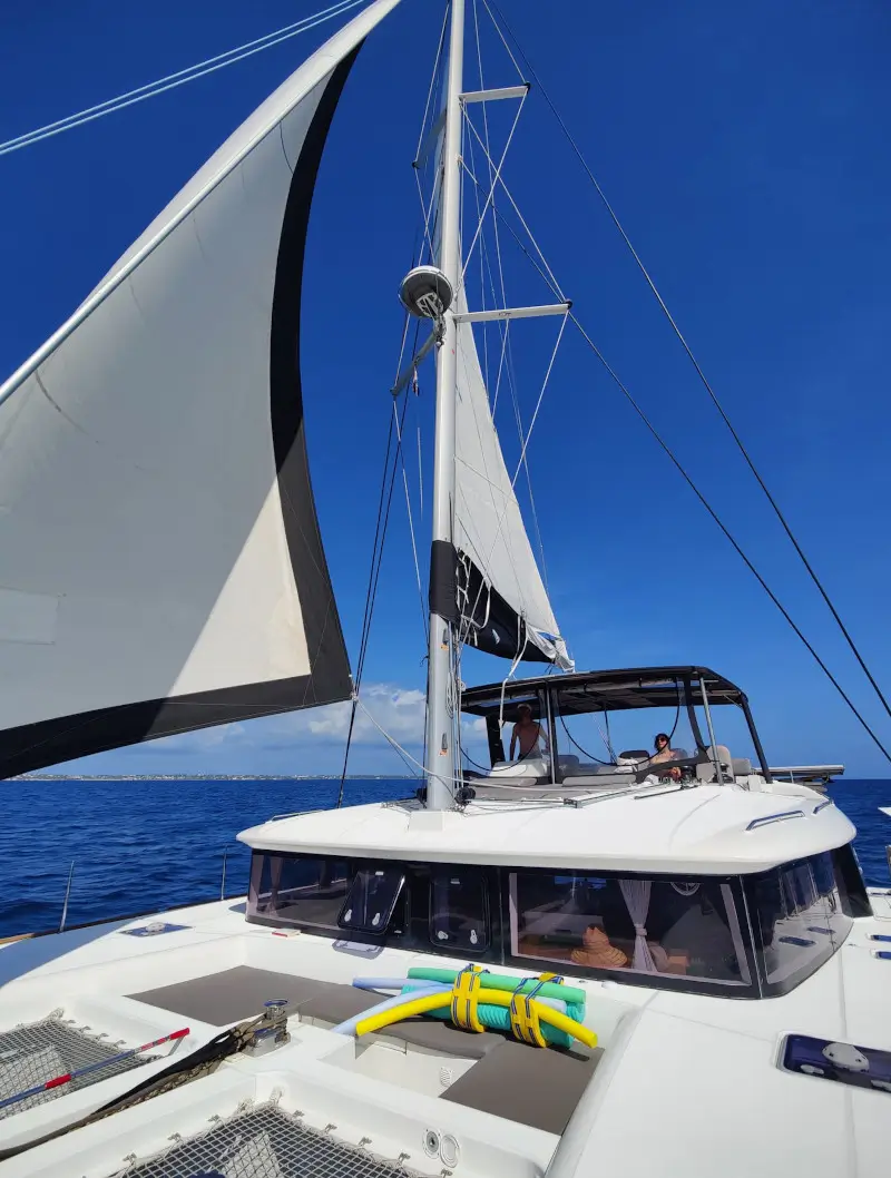 Sailing Catamaran Amari